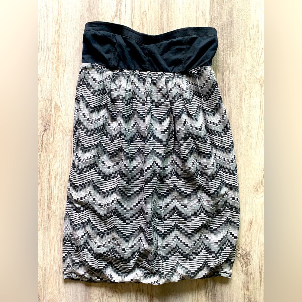 👗 Billabong Strapless Dress